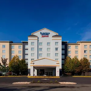 Hotel Fairfield & By Marriott Liberty International Airport
