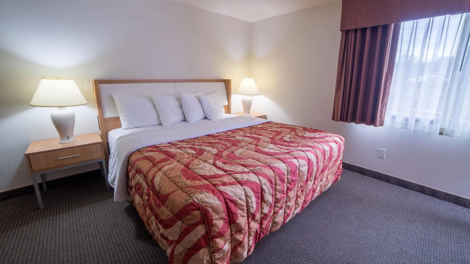 Aladdin Inn And Suites Portland